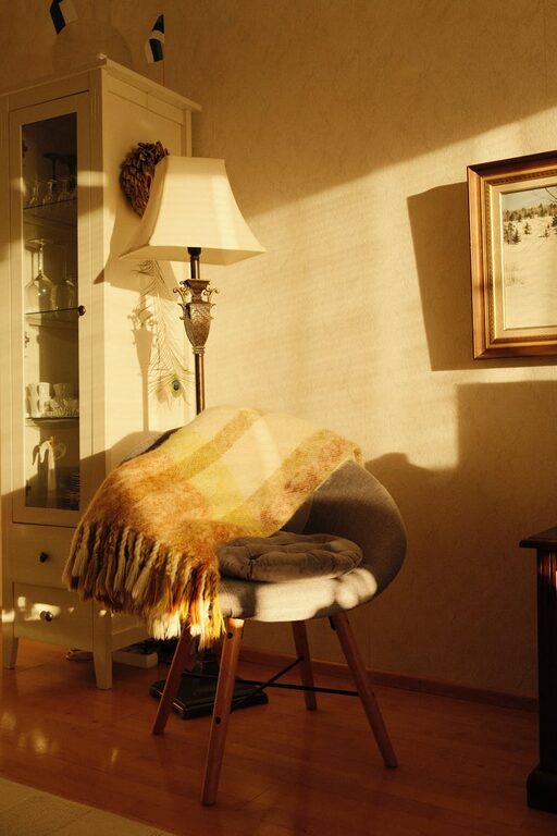 Simple Ways to Create a Cosy Reading Nook at Home