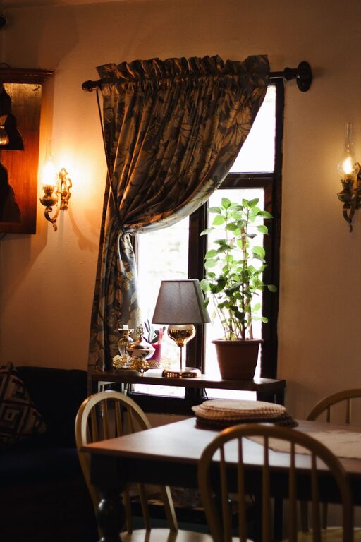 Tips for Creating a Cosy and Inviting Living Room Space